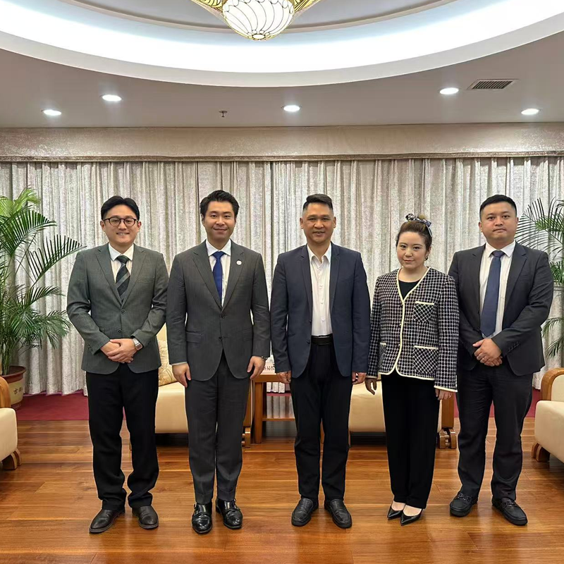 e15c9de2-5505-48fc-a995-a693e9ff30f0